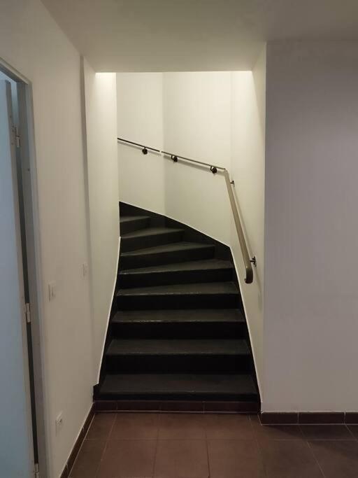 شقة F4 - Duplex Spacieux Proche D'Orly أتيس مو المظهر الخارجي الصورة